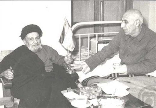 مهاجمان به خانه آیتالله کاشانی که بودند؟