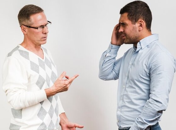 اگر این ویژگی را دارید زود فریب میخورید | ویژگی شخصیتی افراد فریبکار؛ چگونه در دام نیفتیم؟