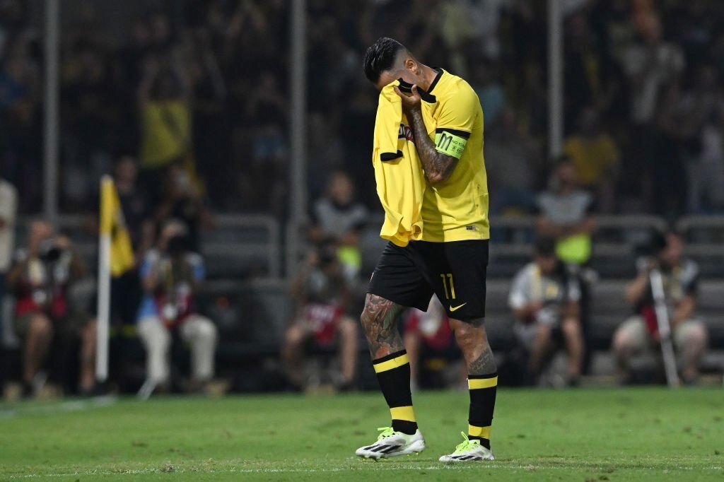 تصاویر | واکنش دستهجمعی به قتل خبرساز | شادی معنادار مقابل لژیونرهای ایرانی