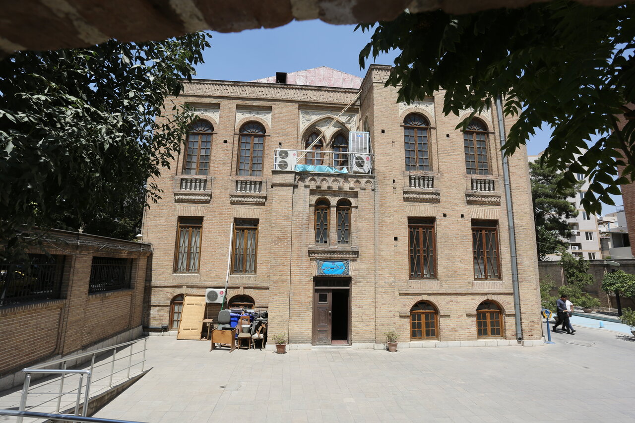 پاداش خوشخدمتیهای شعبان بیمخ