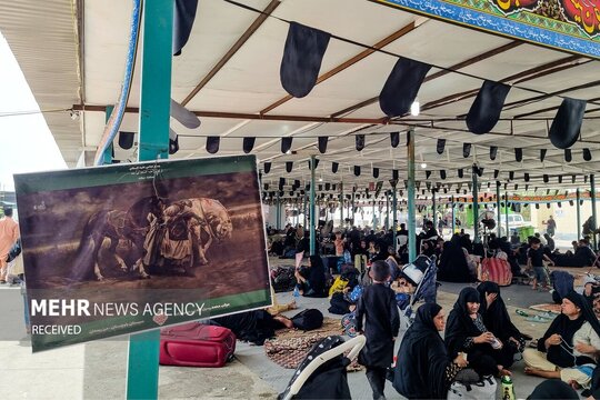 ورود زائران پاکستانی به خاک ایران