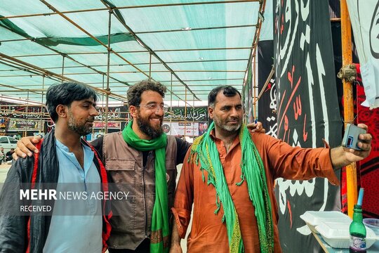 ورود زائران پاکستانی به خاک ایران