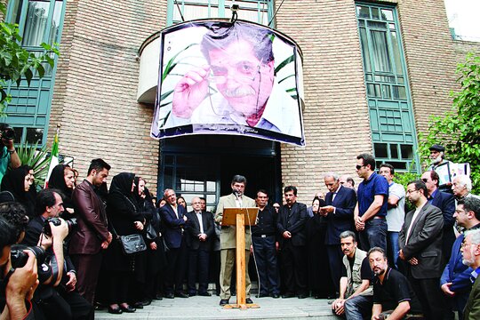 جاودان در تاریخ عکاسی ایران | عکاس انقلاب هرگز فراموش نخواهد شد
