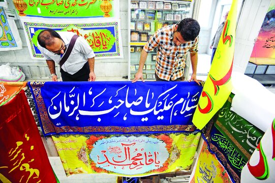 چهرههای مشهور مذهبی در این پاساژ رفتوآمد دارند | کار عجیب کارگردان معروف سینما در مغازهاش