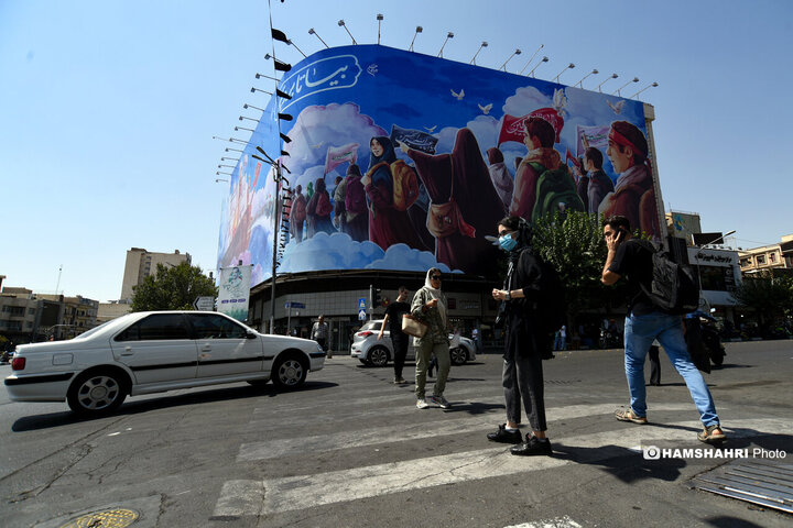 دیوارنگاره میدان انقلاب؛ بیا تا برویم