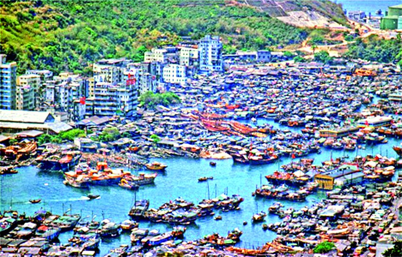 تصاویری از ۱۰ شهر عجیب دنیا ؛ زندگی در نقاط شگفتانگیز