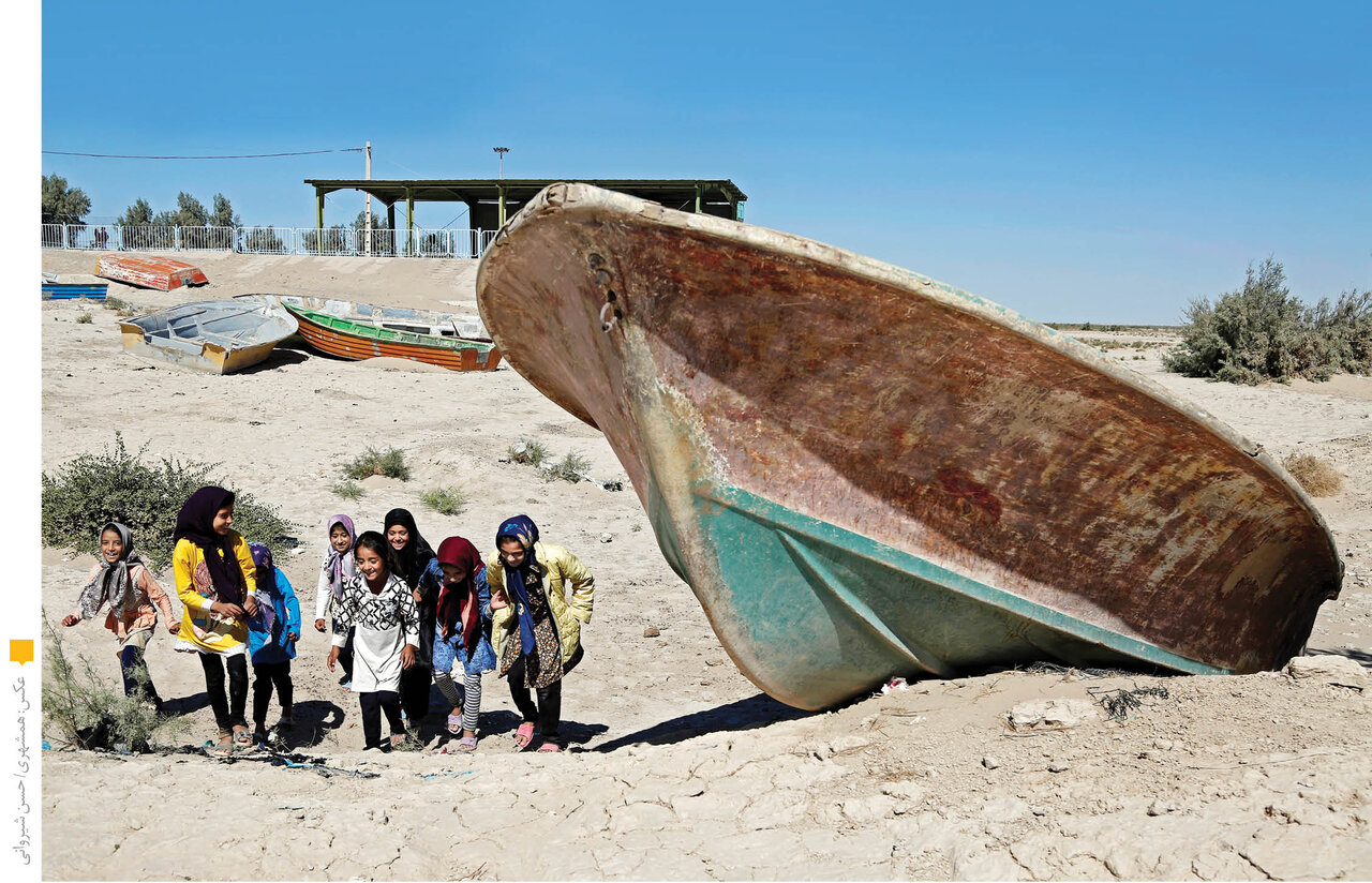 طالبان خطاب به هیات ایرانی: خدا شاهد است مطمئن بودیم آب نیست!| آب هیرمند در افغانستان منحرف میشود هیرمند