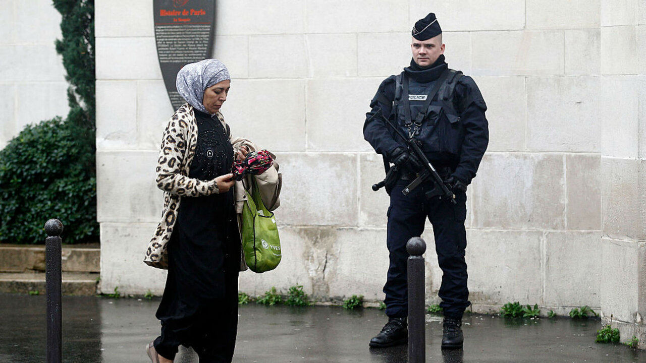 زن مسلمان فرانسه