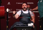 تصاویر شاهکار وزنه بردار ایران در مسابقات قهرمانی جهان | طلا اینگونه به ایران رسید