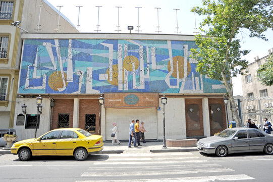 قدم زدن در بهـشت، سیاحت بزرگان و تماشای اضداد!