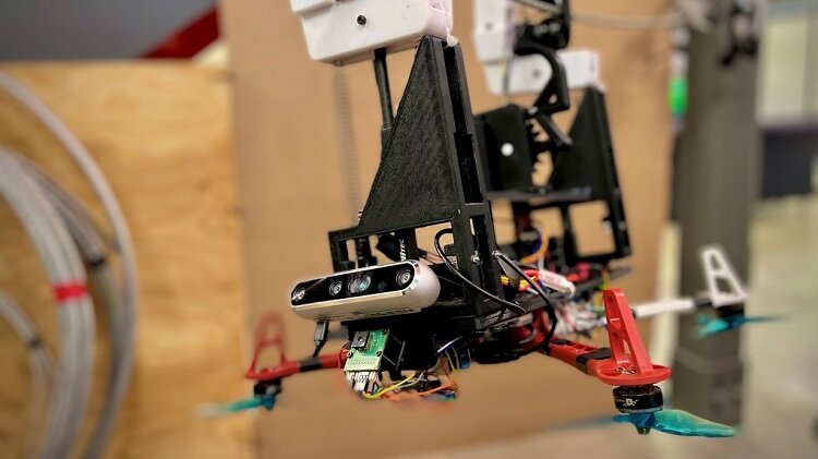 عکس | این روبات قطع برق را پیشبینی میکند | پیشگیری پیش از خاموشی!