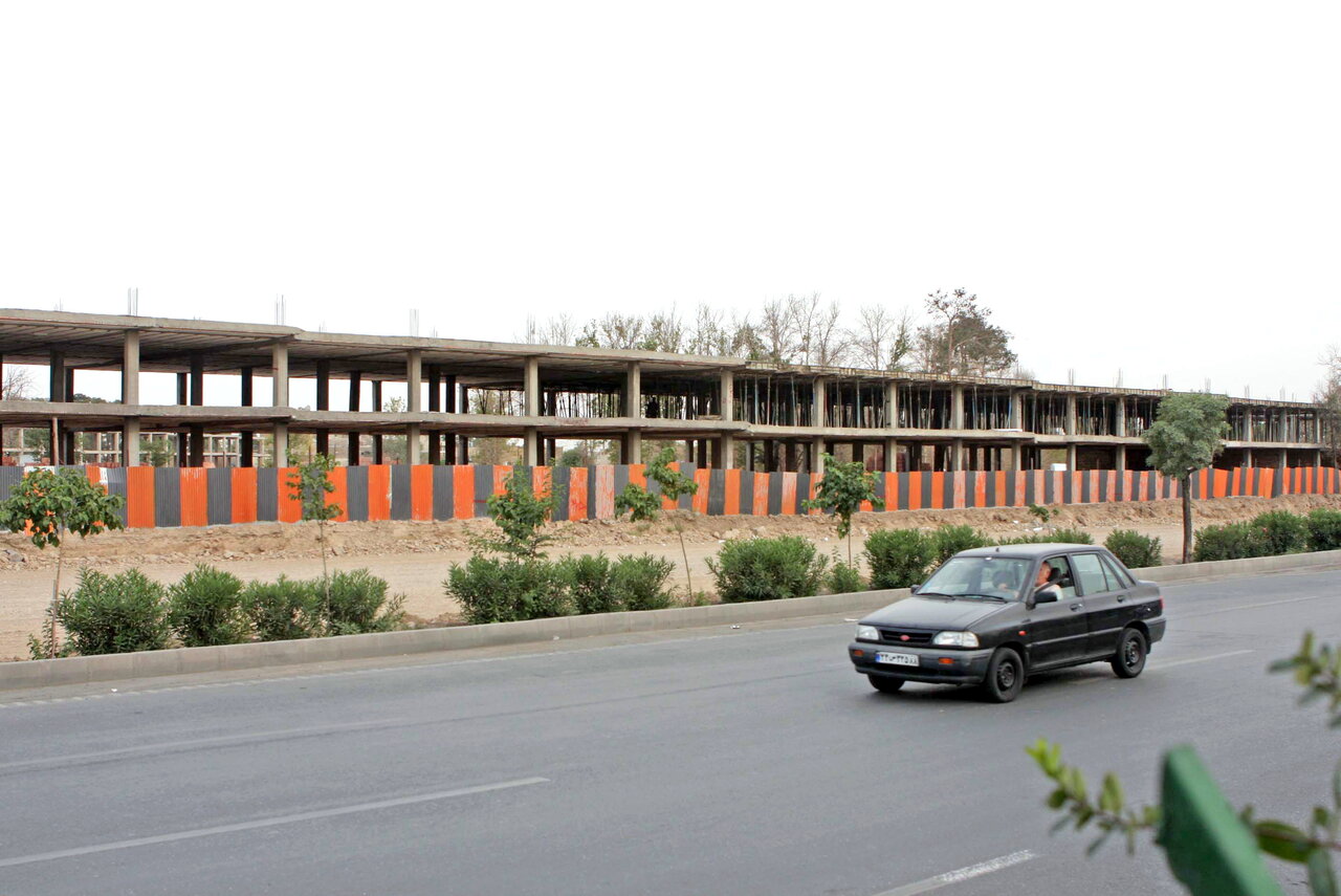 کنار گوشتان هستیم اما امکانات نداریم | یادی از باغ اناری که دیگر نیست