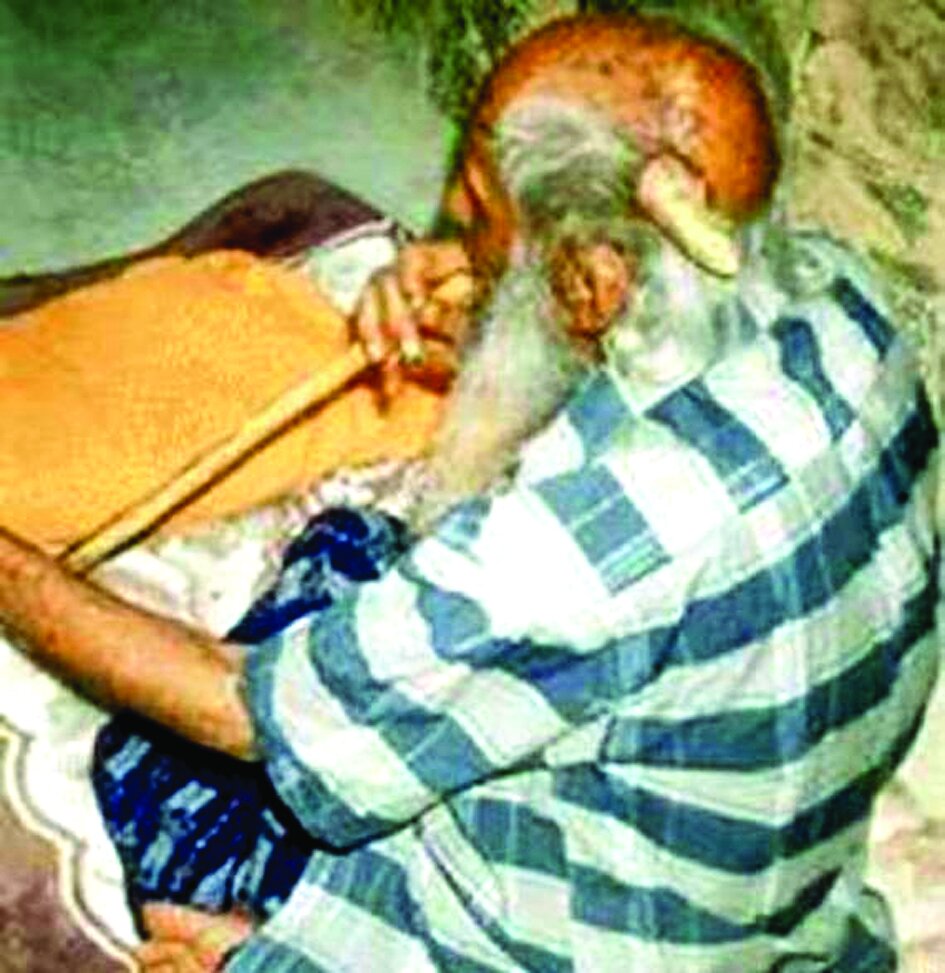 اگر می خواهید از تعجب شاخ در بیاورید این گزارش را بخوانید | بعضی آمها واقعا شاخ در می آورند