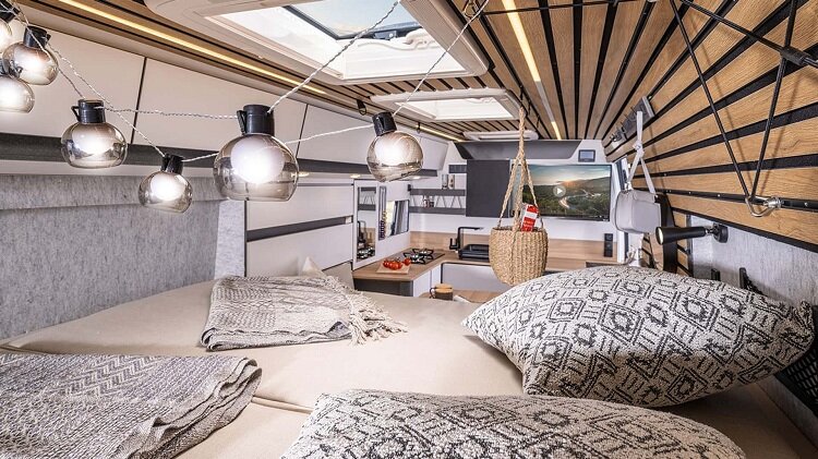 تصاویر | زندگی در کمپر فیات | خانهای جذاب بر روی ۴ چرخ