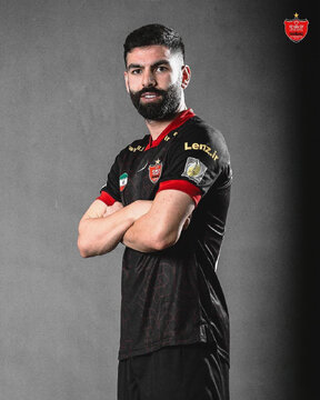 پیراهن جالبی که امشب پرسپولیس می‌پوشد