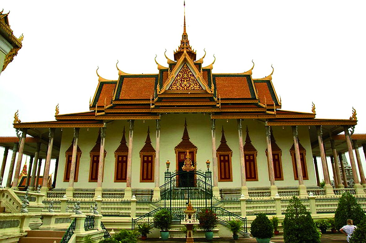 ۱۰ حکومت پادشاهی جهان در قرن ۲۱