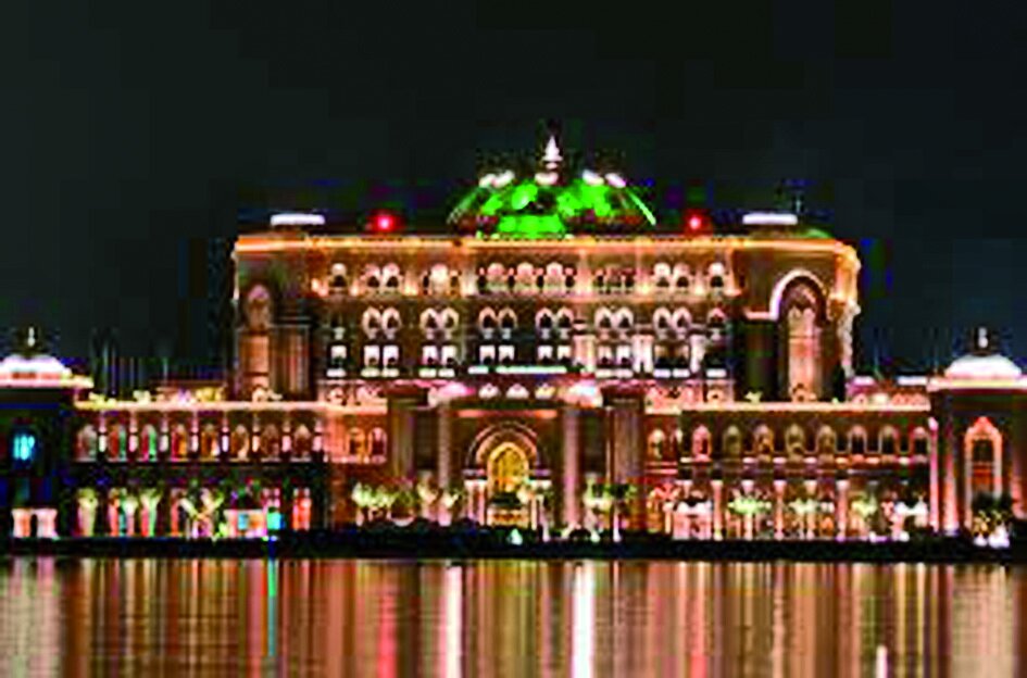 ۱۰ حکومت پادشاهی جهان در قرن ۲۱