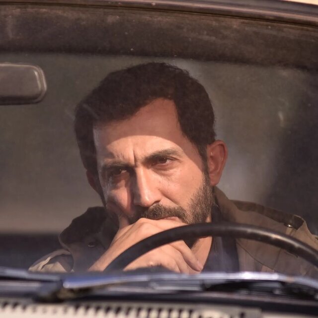 عکس | شباهت عجیب هادی حجازیفر به شهید باکری | ما اول باید خانوادههای شهدا را راضی کنیم بعد مردم را ...