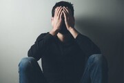 دلایل، نشانه‌ها و راهکارهای درمانی افسردگی پاییزی را بشناسید