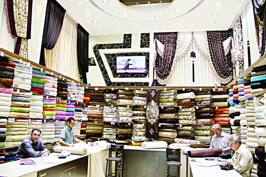 اعتماد نقدی، فروش قسطی | نیم قرن تعامل صمیمانه اهالی و یک کاسب