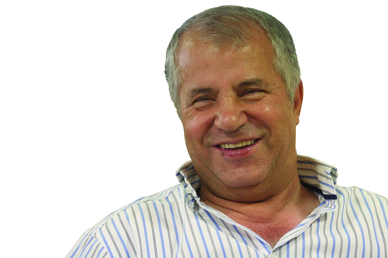 افتخار میکنم بچه دولابم | سلطان از زمینهای خاکی، دوستان قدیمی و آبگوشتهای مادربزرگ میگوید