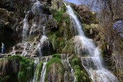 آبشار گردی در شرق تهران