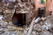 تصاویر دوربین‌ مدار بسته از لحظه فرار یک جوان از مرگ حتمی در زلزله مراکش