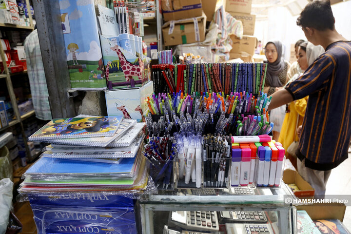 بازار لوازم التحریر تهران در آستانه ماه مهر