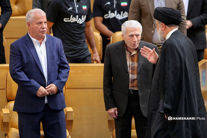 تجلیل از قهرمانان و مدال آوران ورزش با حضور رئیس جمهور