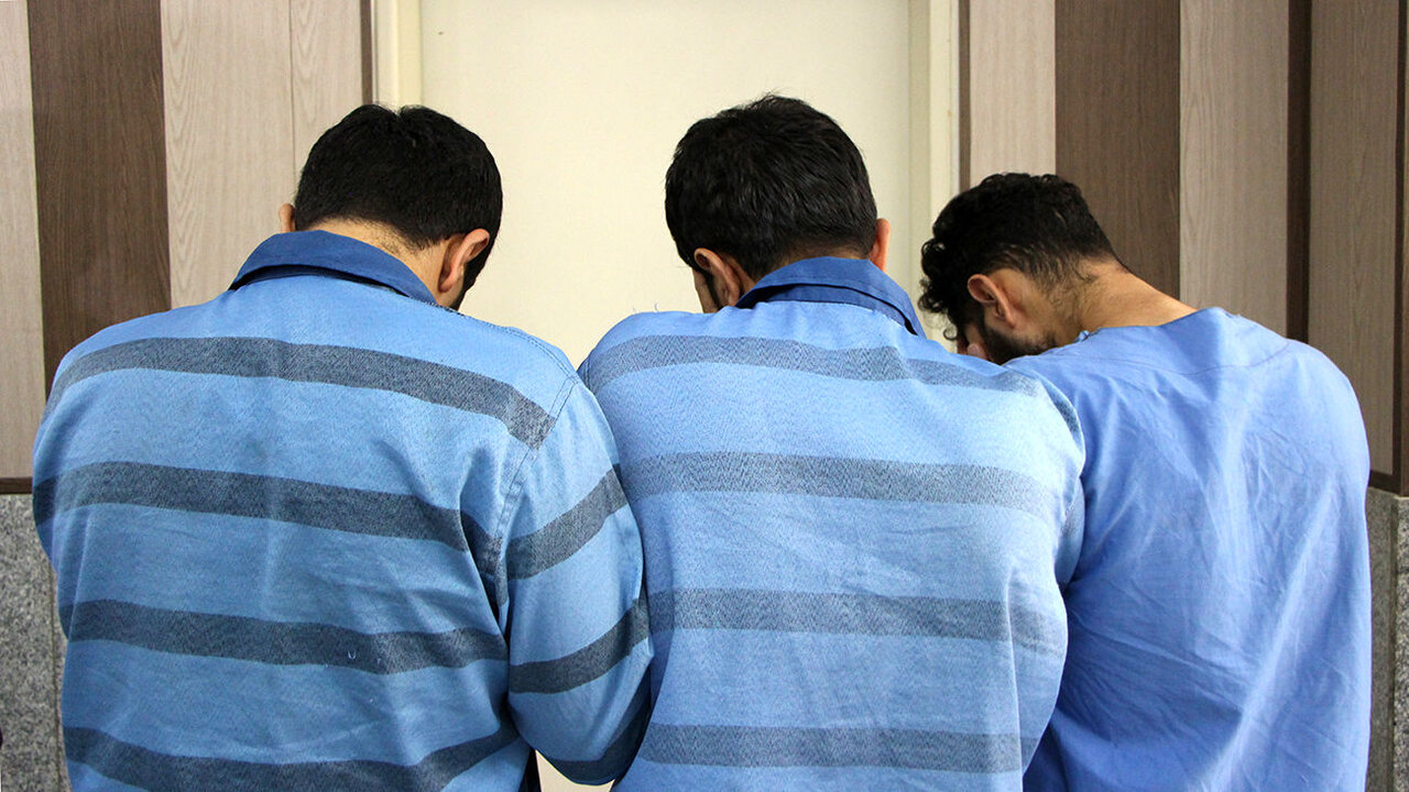 دستگیری سارقان گاو صندوق