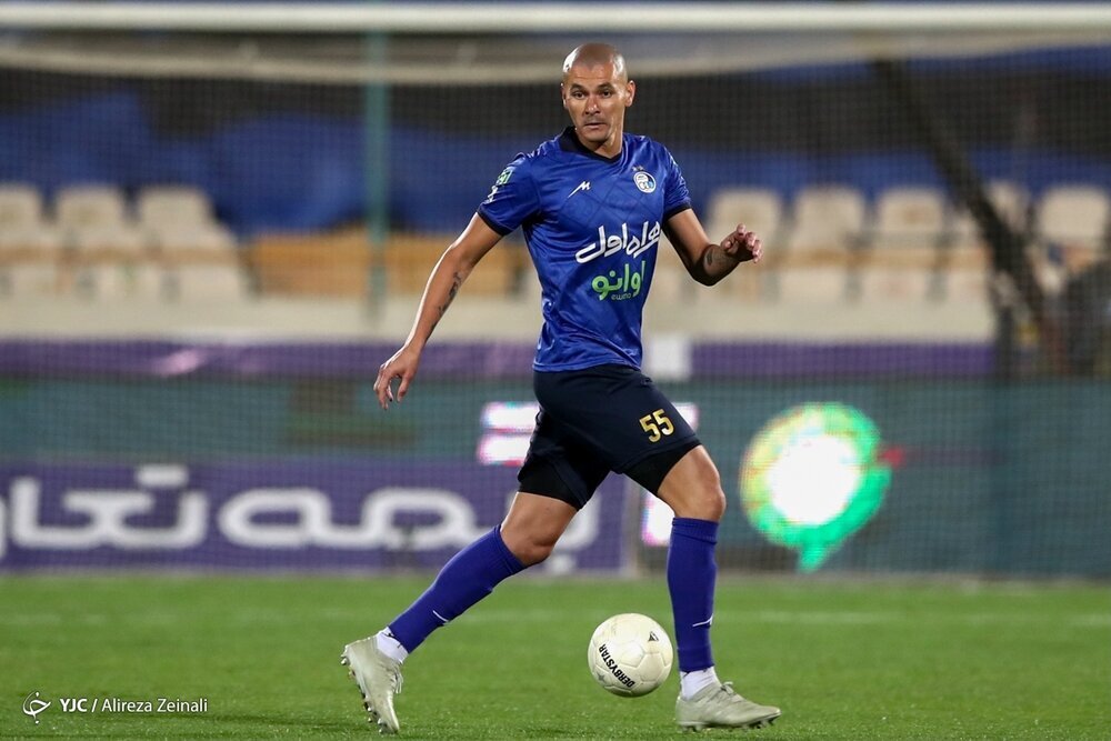 تهدید خطرناک استقلال؛ من دیگر به ایران برنمیگردم! | استقلال باید پول من را کامل بدهد