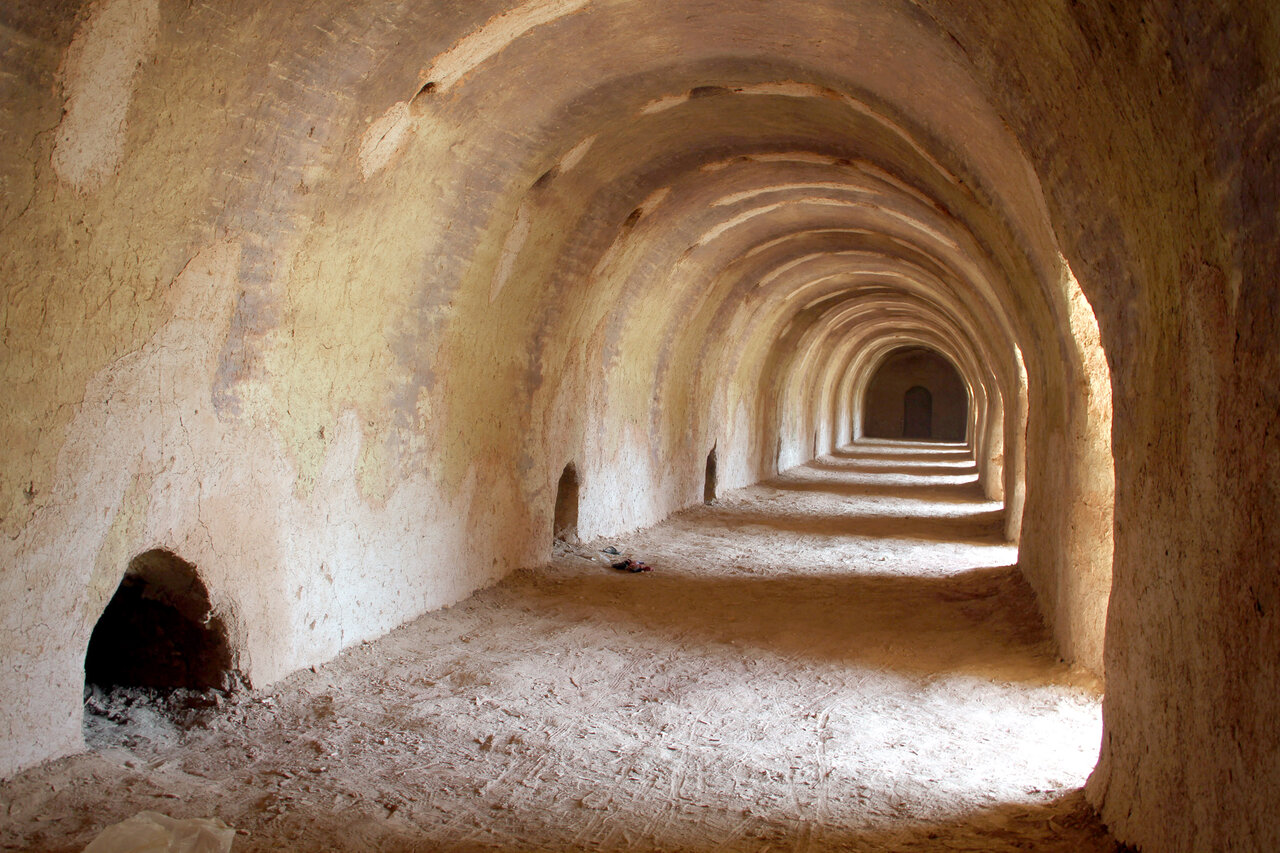 خشت روی خشت زندگی زیـر تیغ آفتاب