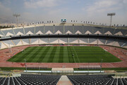 عکس | اتاق VAR ورزشگاه آزادی را ببینید | افسر ژاپنی VAR به ایران آمد