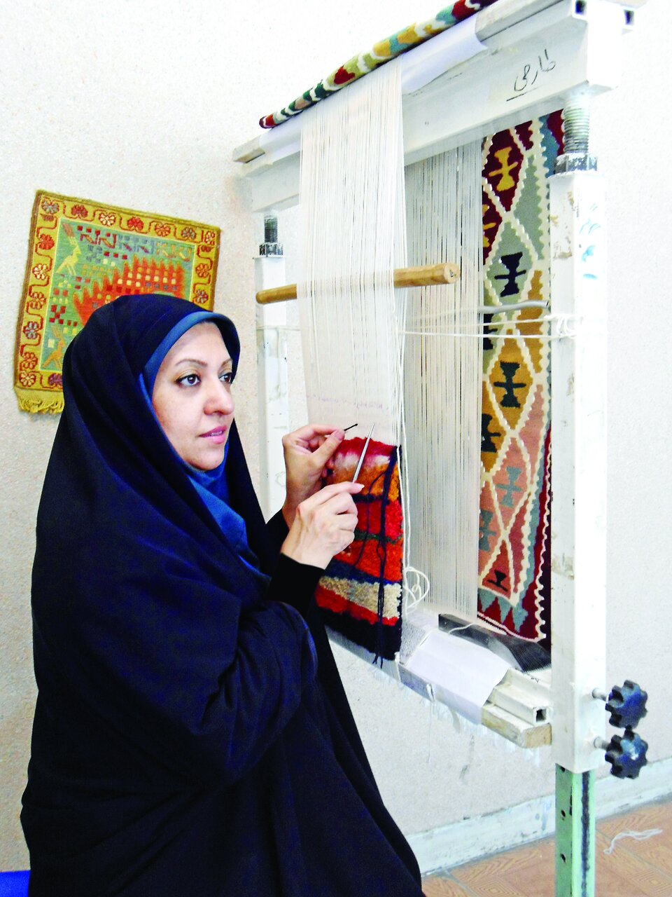 وقتی روزی آدم با تار و پود قالی گره میخورد