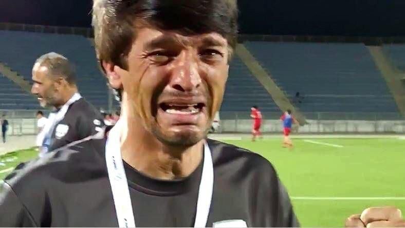 تصاویر اشکهای باورنکردنی سرمربی افغانستان برای برد ایران!