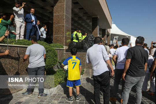 ورود تیم فوتبال النصر عربستان به هتل اسپیناس پالاس