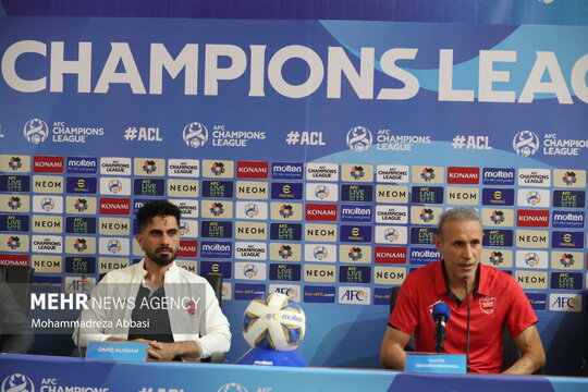 نشست خبری سرمربی تیم فوتبال پرسپولیس تهران