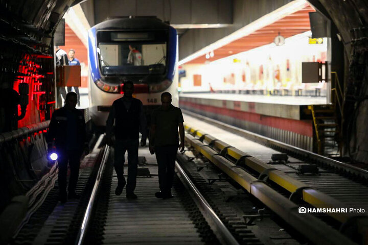 تست گرم خط ۶ مترو با حرکت اولین قطار بدون مسافر
