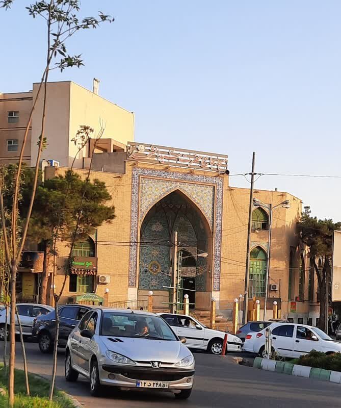 وقتی زرتشتیها واقف مسجد، مدرسه و بیمارستان شدند