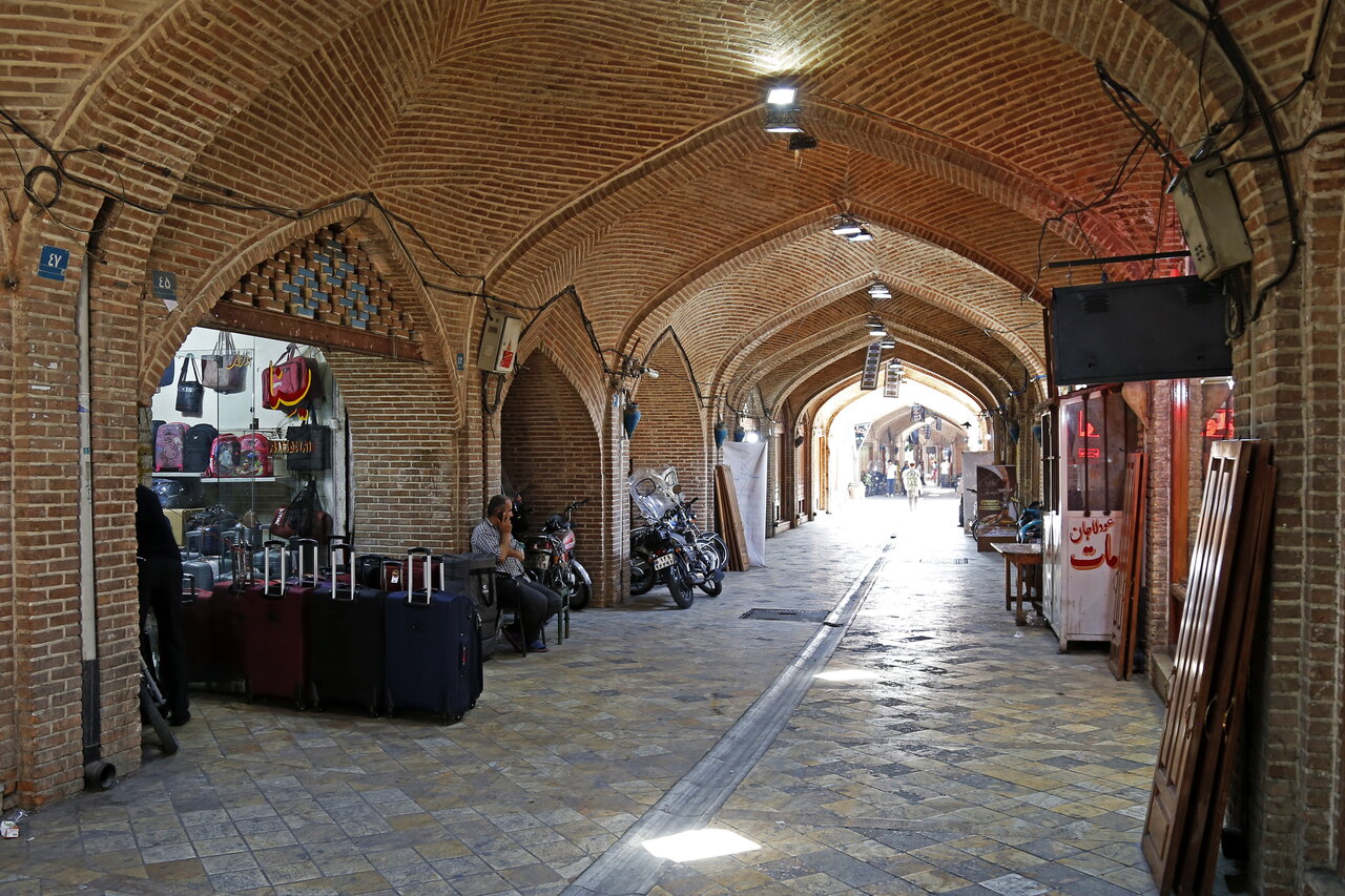 چرا بخش بزرگی از بازار تهران وقفی است؟ | واقفان بزرگ بازار کیستند؟