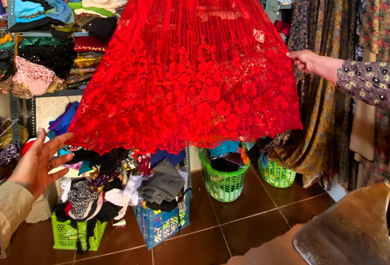 تصاویر ؛ سقز شلوغ نشد و نمیشود! | روایت میدانی از ۲۵ شهریور در سقز؛ کوکتل مولوتوف تمام شد؛ بفرمائید شربت! | تماسهای از دست رفته از No Caller ID