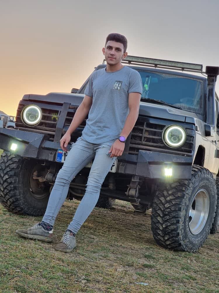 ببینید | روایت آفرودسواری که ناجی خودروهای سیل زده آستارا شد