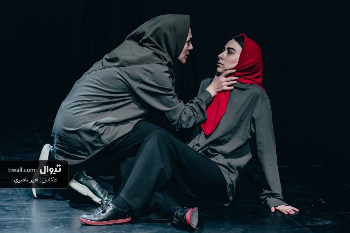 نجوا با مجسمه فردوسی|داستانهایی که هیچ وقت تمام نمیشوند