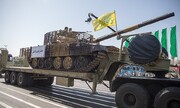 تصاویر رژه تانک‌ها و نفربرهای سپاه پاسداران در حضور رئیس جمهور