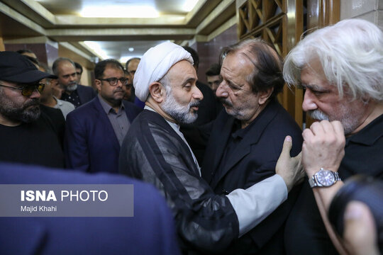 مراسم ختم مادر مجید مجیدی