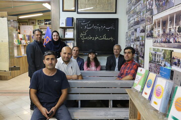 موزه متفاوت خیابان پاسداران | گنجینه نمادهای آموزش و پرورش؛ از دیروز تا امروز
