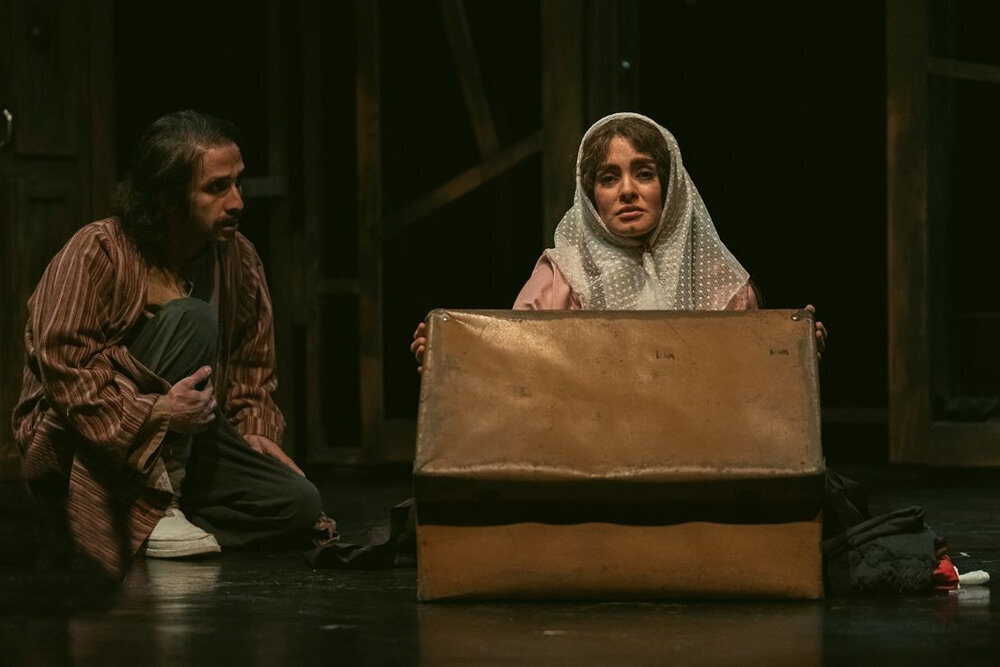 وقتی سرکنسول راضی نمیشود فرزند معلولش را برای شفا به امام رضا(ع) ببرد