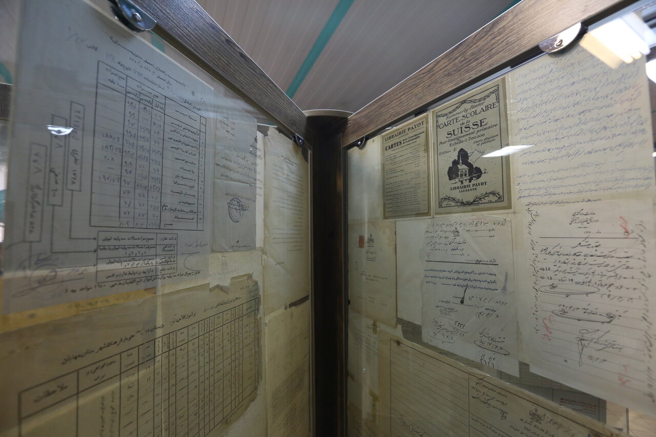 موزه متفاوت خیابان پاسداران | گنجینه نمادهای آموزش و پرورش؛ از دیروز تا امروز