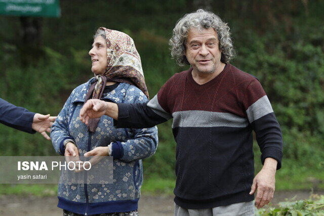 تصاویری جالب از یک زوج جنگل نشین در گیلان | از کودکی با شکار ارتزاق میکردم | صدای اکثر حیوانات جنگلی را شنیده و حتی آنها را از نزدیک دیدهام