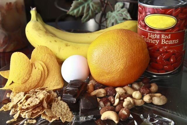 برای سلامت کلیه ها چه بخوریم ؛ بایدها و نبایدهای حفظ سلامت کلیه | راهکارهایی برای کنترل دیابت و فشار خون